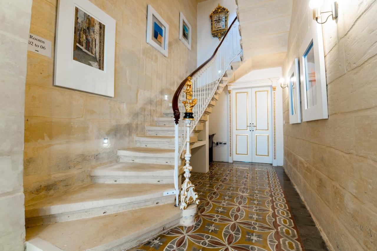 Monreal Boutique Townhouse - R024Rm6 Hotel Paola Exterior foto